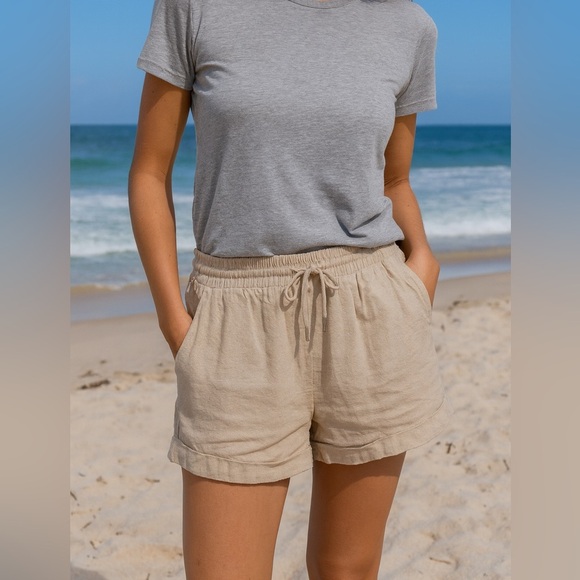Anne Klein Pants - Anne Klein Tan Linen Blend Pull On Shorts Elastic Waist and Pockets, size Large